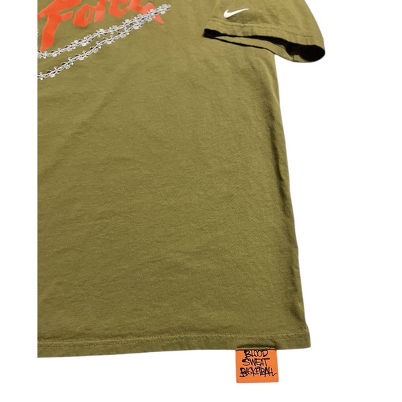Nike Swoosh Force Basketball T-Shirt Medium Green Orange Loose Fit Blood Sweat - Picture 5 of 7